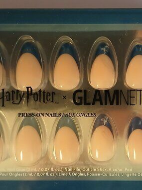 Glamnetic Harry Potter Ravenclaw press on nails